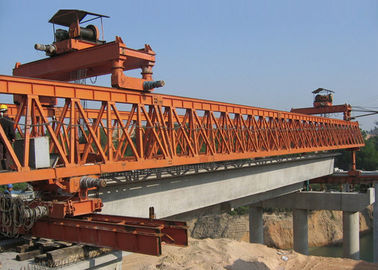 मेट्रो के लिए 300 टन लॉन्चिंग क्रेन कंक्रीट लिफ्टिंग क्रेन ब्रिज गर्डर