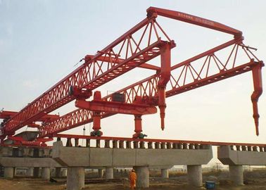 ब्रिज गर्डर लाइट रेल ट्रांजिट प्रोजेक्ट के लिए बीम लॉन्चर क्रेन ट्रस्ड टाइप स्थापित करें